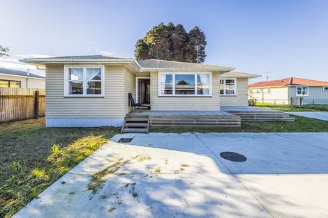 Photo of property in 12a Mcentee Street, Papakura, 2110