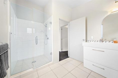 Photo of property in 31a Kings Drive, Wanaka, 9305