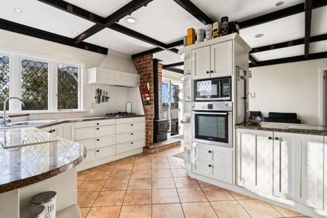 Photo of property in 1410 Old North Road, Helensville, 0875