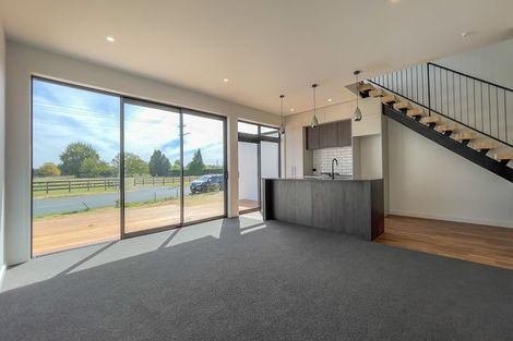 Photo of property in 19 Ruge Court, Cambridge, 3434