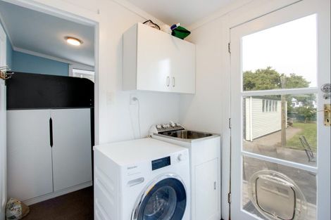 Photo of property in 10 Creagh Street, Te Awa, Napier, 4110