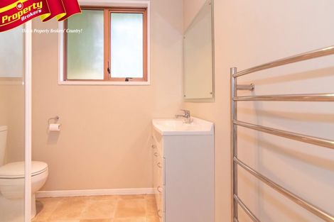Photo of property in 13c Colombo Street, Hokowhitu, Palmerston North, 4410