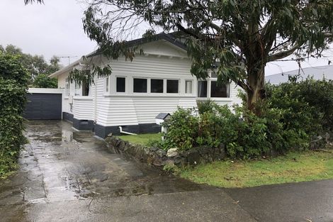 Photo of property in 14 Petherick Crescent, Johnsonville, Wellington, 6037