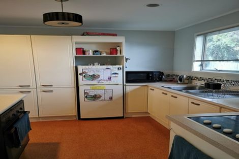 Photo of property in 4 Tree View Avenue, Glenfield, Auckland, 0629