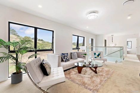Photo of property in 9 Skanda Crescent, Flat Bush, Auckland, 2019