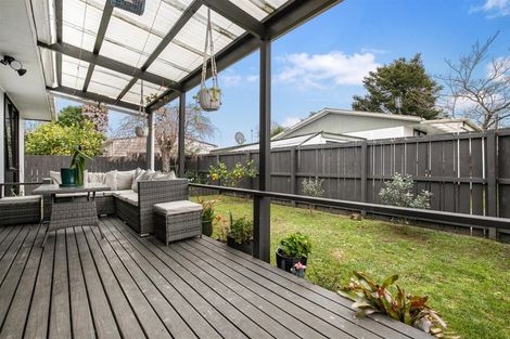 Photo of property in 2/88d Kelvin Road, Papakura, 2110