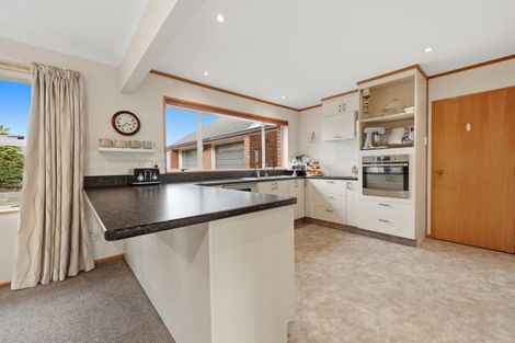 Photo of property in 9 Huntly Road, Outram, 9019