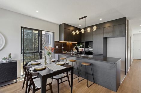 Photo of property in 9a Kotiu Place, Massey, 0614