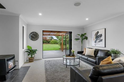 Photo of property in 1/736 Sandy Knolls Road, West Melton, Christchurch, 7675