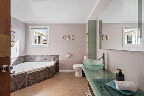 Photo of property in 6 Aorangi Road, Paeroa, 3600