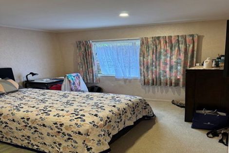 Photo of property in 1/36 De Havilland Drive, Goodwood Heights, Auckland, 2105