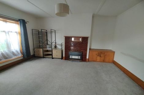 Photo of property in 6 Clausen Street, Takaro, Palmerston North, 4412