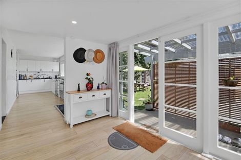 Photo of property in 309 Eastern Terrace, Sydenham, Christchurch, 8023