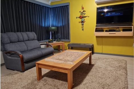 Photo of property in 60 Rangipoia Place, Turangi, 3334