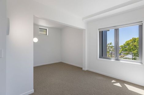 Photo of property in 154 Vivian Street, New Plymouth, 4310