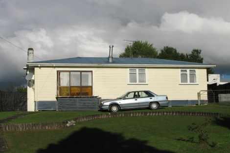 Photo of property in 15 Nevis Crescent, Tokoroa, 3420