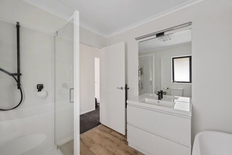 Photo of property in 45 Kent Terrace, Taradale, Napier, 4112