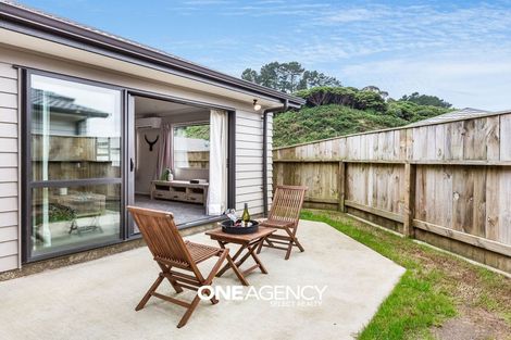 Photo of property in 27 Moonsail Drive, Whitby, Porirua, 5024