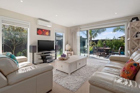 Photo of property in 12 Kokihi Close, Papamoa Beach, Papamoa, 3118