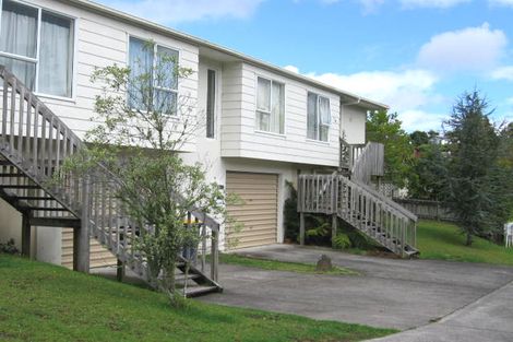 Photo of property in 2/41 Sungrove Rise, Sunnyvale, Auckland, 0612