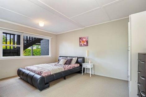 Photo of property in 12 Crompton Road, Massey, Auckland, 0614