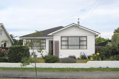 Photo of property in 174 Knowles Street, St Albans, Christchurch, 8052