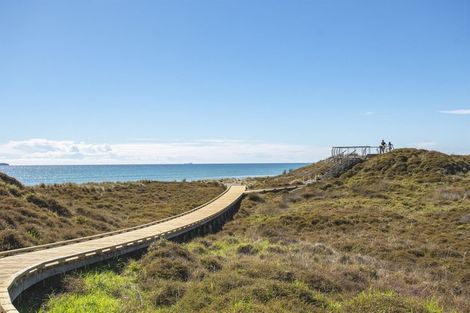 Photo of property in 23c Lyn Grove, Papamoa Beach, Papamoa, 3118