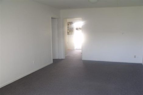 Photo of property in 2/7 Phillips Place, Havelock North, 4130