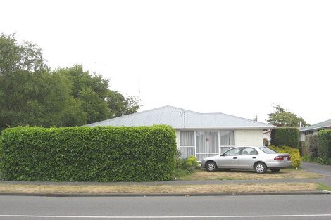 Photo of property in 16 Inwoods Road, Parklands, Christchurch, 8083