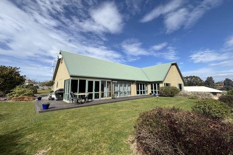 Photo of property in 12 Grove Avenue, Weston, Oamaru, 9401