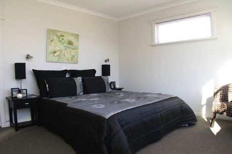 Photo of property in 2 Mudie Street, Alicetown, Lower Hutt, 5010