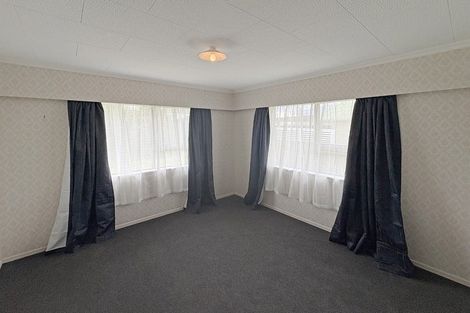 Photo of property in 11 Mccallum Street, Dannevirke, 4930