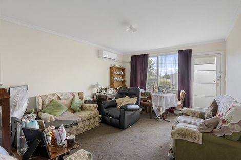 Photo of property in 2/471 Worcester Street, Linwood, Christchurch, 8011