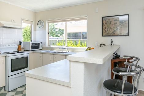 Photo of property in 2/38 Neeve Road, Taradale, Napier, 4112