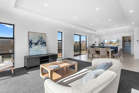 Photo of property in 18 Salkeld Place, Woodend, 7610