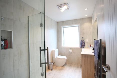 Photo of property in 61 Bayvista Drive, Karaka, Papakura, 2113