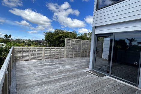Photo of property in 3d Orchard Road, Browns Bay, Auckland, 0630