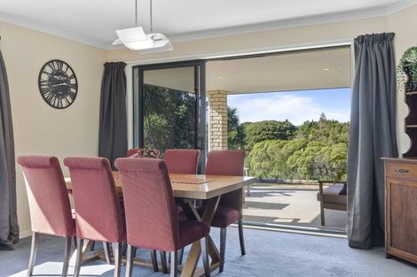 Photo of property in 68 Lough Bourne Drive, Pukekohe, 2120