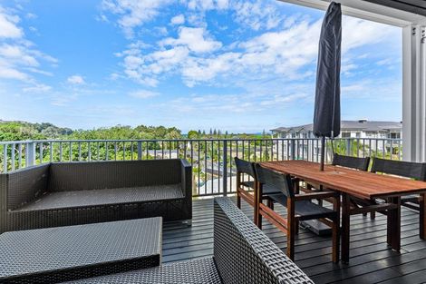 Photo of property in 60 Landmark Terrace, Orewa, 0931