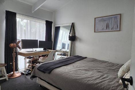 Photo of property in 3/42 James Laurie Street, Henderson, Auckland, 0612