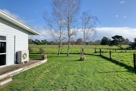 Photo of property in 28 Leeton Drive, Waipukurau, 4200