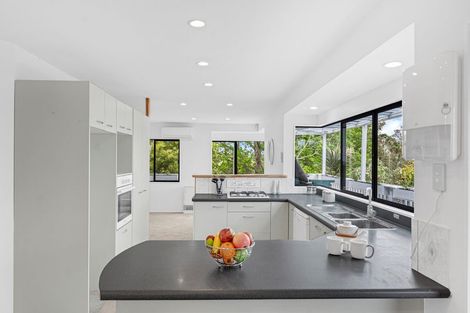 Photo of property in 18 Lanham Lane, Massey, Auckland, 0614