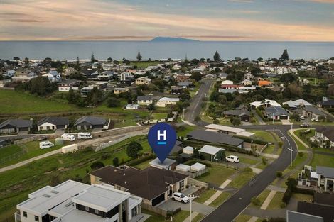 Photo of property in 8 Tohora View, Waihi Beach, 3611