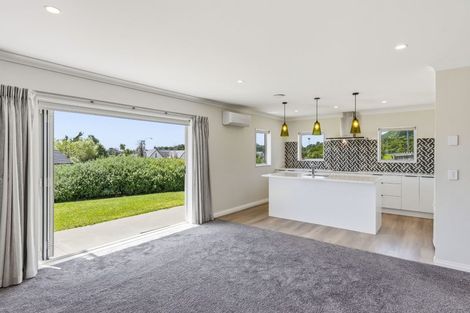 Photo of property in 1 Te Naihi Place, Paraparaumu, 5032