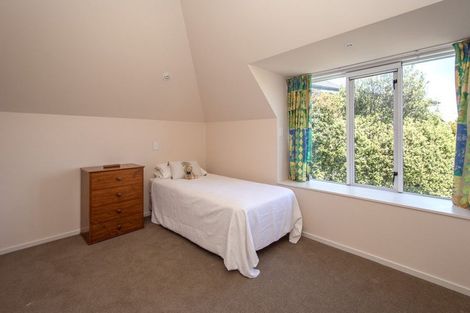 Photo of property in 17 Petworth Place, Westmorland, Christchurch, 8025