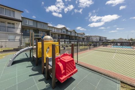 Photo of property in 6/34 Opito Way, East Tamaki, Auckland, 2013