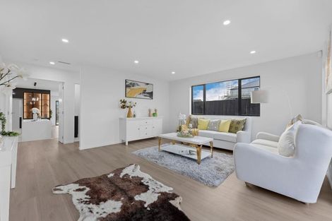 Photo of property in 11 Seagreen Avenue, Rosehill, 2113