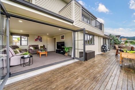 Photo of property in 9 Colin Guppy Crescent, Riverstone Terraces, Upper Hutt, 5018