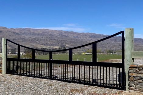Photo of property in 1003 Luggate-cromwell Road, Mount Pisa, Cromwell, 9383