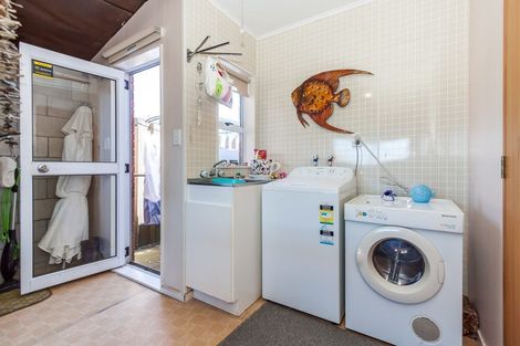 Photo of property in 4 Sheffield Street, Awapuni, Palmerston North, 4412